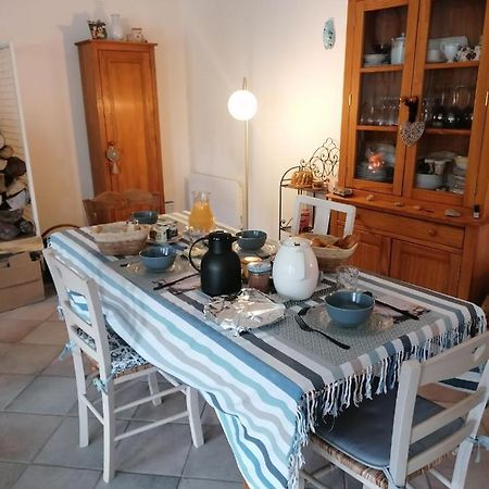 Chambre D'Hotes Esprit De Famille Landreville ภายนอก รูปภาพ
