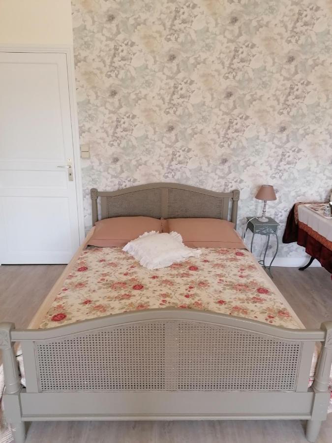 Chambre D'Hotes Esprit De Famille Landreville ภายนอก รูปภาพ